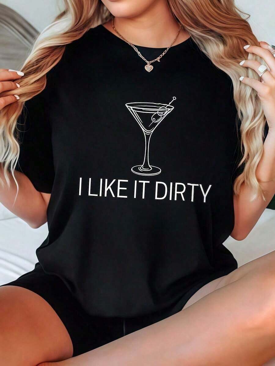 Camiseta de mujer, corte holgado informal, opciones en negro y blanco, estampado divertido con copa de martini y la frase "I LIKE IT DIRTY", camiseta gráfica para uso diario de verano, camisetas gráficas de verano, conjuntos de verano, camisetas gráficas de mujer, tops cortos de mujer, tops de mujer, ropa vintage de algodón, ropa linda para mujer, playeras de mujer. - Negro - Ver 1