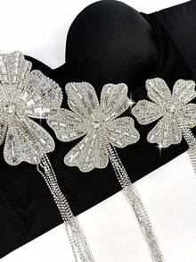 Top de tirantes con flores con brillantes de rhinestone negro, corsé casual de espina de pescado usado por fuera para vacaciones de verano - Negro - Ver 4