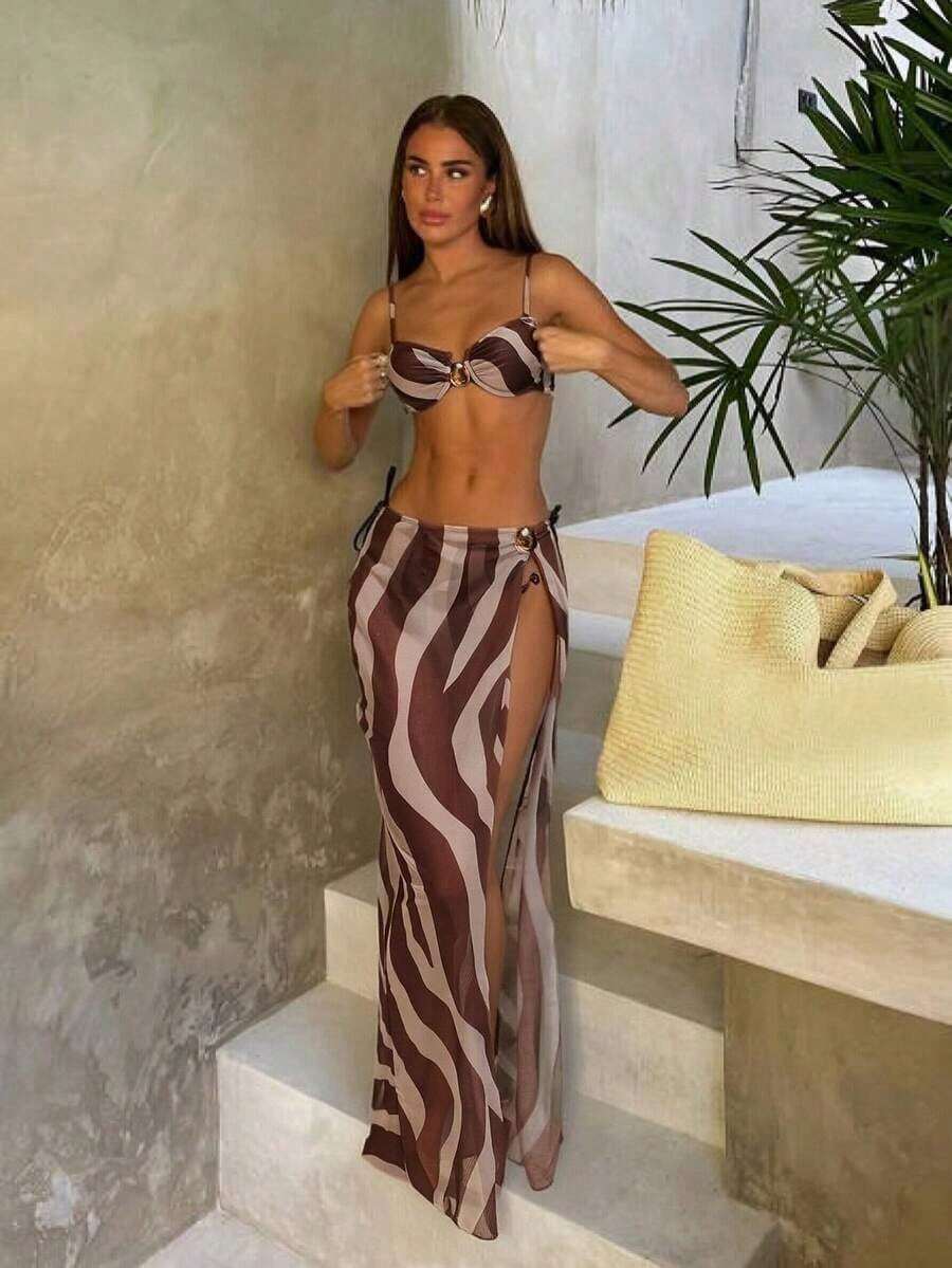 Bonvoyette Conjunto de 3 piezas para mujer de playa de verano, top de bikini con estampado floral de color café con relleno extraíble y aros, shorts + falda, conjunto de traje de baño con hebilla dorada - Multicolor - Ver 1