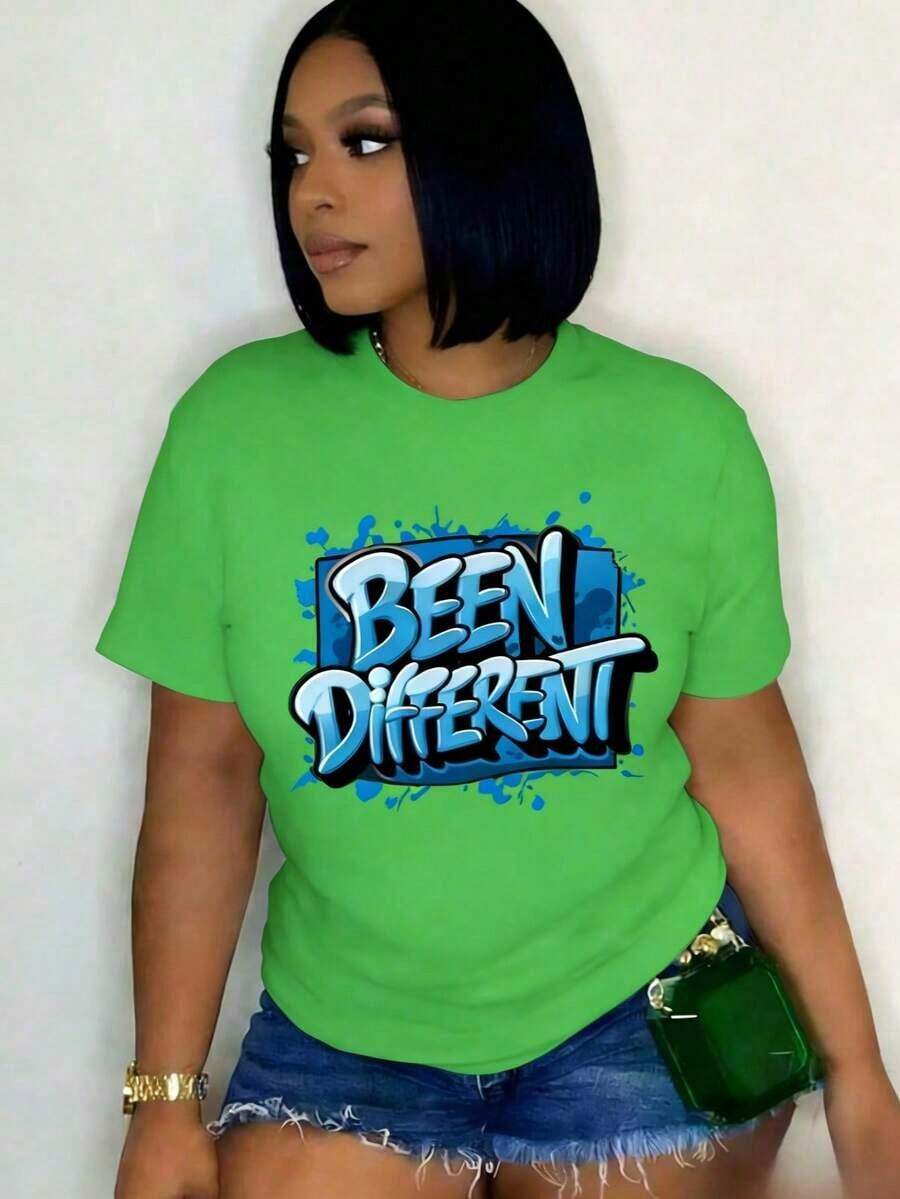 Nueva Llegada 2026: Camiseta de Manga Corta con Estampado Gráfico Oversize para Mujer, Diseño Inspirado en Graffiti Azul, Estilo 'S Comfit, Ropa de Mujer a la Moda, Estilo Retro Y2K para Amantes del Campus, Viajes Diarios, Festivales de Música, Citas de Brunch. Top Versátil, Tejido Suave, Transpirable, 100% Algodón, Camiseta de Mujer para Uso Diario con Estampado Gráfico. - Verde - Ver 1
