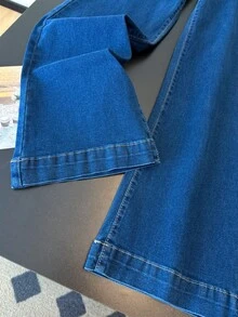 ALO FASHION Elegantes jeans largos de mezclilla lavada estilo boho con pierna ancha y tejido elástico. - azul real - Ver 5