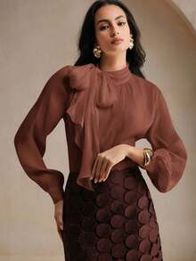 Blusa elegante y chic de cuello alto, manga larga y puños con lazo para uso diario - Café integral - Ver 1