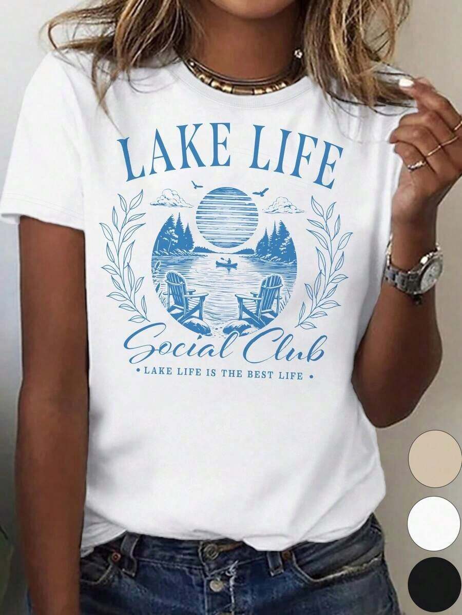 Camiseta Lakeside Lifestyle Social Club para mujer - Camiseta blanca con cuello transparente y diseño de casitas junto al lago, top elástico de verano para uso diario, adecuado para mujeres, tres diseños de casitas junto al lago para uso casual y de fiesta - Prenda esencial transpirable para el día a día, camiseta Lakeside, camiseta de corte holgado, tela cómoda, moda de primavera, camiseta de manga corta, material ligero, camiseta estampada, estilo femenino. - Blanco - Ver 1