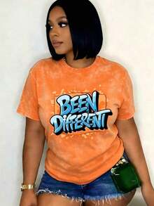 Women's Oversized Graphic Print Short Sleeve T-Shirt, Blue Graffiti Inspired Design, Fashionable Women's Clothing, Retro Y2K Style, Ideal For Campus Lovers, Commuting, Music Festivals, Brunch Dates, Versatile Printed Tee, Versatile Basic Short Sleeve Tee, Versatile Basic Short Sleeve Tee, Versatile Basic Short Sleeve Tee, Versatile Basic Short Sleeve Tee. - 橘色 - 查看 1