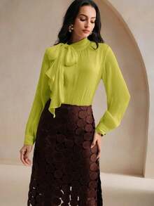 Blusa elegante y chic de cuello alto, manga larga y puños con lazo para uso diario - Mostaza Amarilla - Ver 5