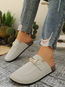 2026 Spring/Autumn New Black Suede Flat Mule Shoes For Women, Metal Chain Round Toe Slip-On Casual Versatile Loafers, Fashionable Commuting Shoes - Beige - View 5