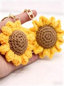 Sunflower Charm Keychain, Suitable For Wallets, Schoolbags, Backpacks And Crossbody Bags, Car Accessories, Luggage Pendant, Cute Gothic Y2K Christmas Gift, Backpack Lanyard With ID Card Holder, Car Accessories, Luggage Pendant - Yellow - View 4