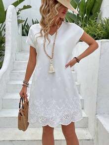 Faunlyn Vestido de verano para dama con cuello en V bordado, lazo y detalles ahuecados - Blanco - Ver 6