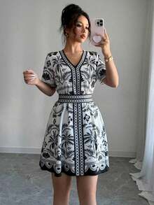 Vestido corto de manga corta estampado, de estilo bohemio, elegante, de moda y romántico para vacaciones y uso casual para mujer - Blanco y Negro - Ver 4