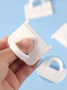 Bộ dụng cụ hỗ trợ may vá tự chế 1/2 món kèm kim và chỉ - Dụng cụ đa năng giúp sửa chữa và viền mép cho mọi dự án may vá của bạn. - Một kích cỡ phù hợp cho tất cả - Xem 7