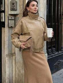 Chaqueta de cuero sintético vintage de motocicleta para mujer 2026, con cuello alto, cremallera y parches, corte holgado para invierno - Caqui - Ver 3