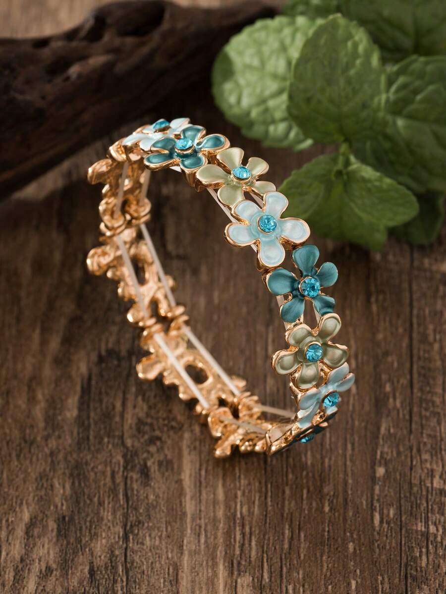 Cring Coco 1 Lake Blue Flower Bracelet, Fashion Accessory, Zinc Alloy Enamel Glass, Bohemian French Sweet Pastoral Style, Perfect Gift For Women And Girlfriends, Suitable For Daily Wear, Gatherings, Parties, Vacation Season, Valentine's Day, Mother's Day, And Holiday Gifting - Lake Blue - View 1