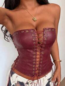 Top corto con tirantes finos y dobladillo con volantes, adecuado para vacaciones en la playa de manera casual - Burdeos - Ver 8