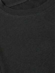 Diseño simple y versátil, estampado de mariposas en forma de corazón, ropa de verano casual y a la moda, camiseta de mujer de cuello redondo y corte holgado, camiseta de algodón puro. - Negro - Ver 3