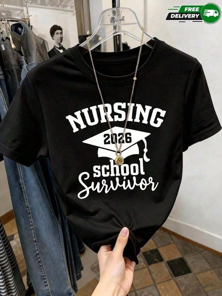 Women's Short-Sleeved T-Shirt With A Nursing Graduation Print, Round Neck, Polyester, Suitable For Everyday Wear, Graduation Celebrations, Casual Outings, And Informal Events. A Commemorative Casual Style, Ideal For Spring And Summer. Free Shipping In Mexico. Women's Tops And T-Shirts - 風格 - 查看 1