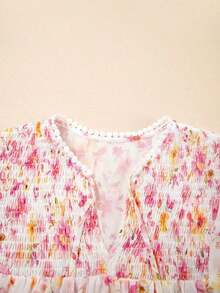 Acelitt Blusa de cuello en V con mangas de pétalo, cintura alta, estampado floral rosa y flecos, ideal para vacaciones y primavera - Rosa - Ver 5
