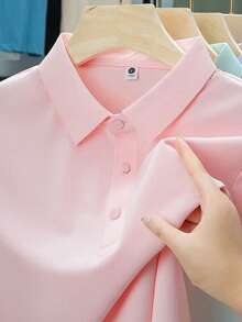 女款 Polo 衫，夏季時尚素色輕量透氣 Polo 領短袖 T-Shirt，標準版型，微彈粉色休閒款 - 粉色 - 查看 4