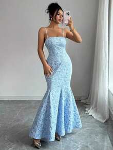 Vestido de fiesta de satén con textura floral azul, de tirantes cruzados y sin mangas, multifuncional - Celeste - Ver 7