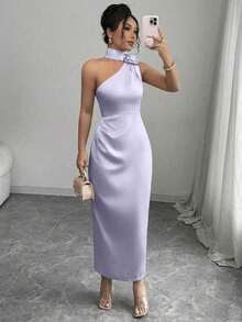 Elegante y sexy vestido ajustado tipo ajustado con hombros oblicuos de satén francés, cuello con flor 3D, cintura con fruncido y volante - Morado - Ver 4