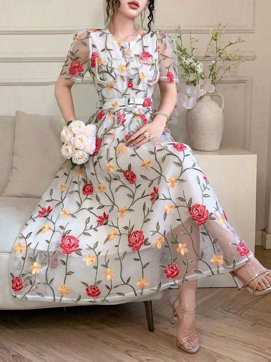 Vestido elegante de encaje de alta calidad con cintura ajustable, bordado, de estilo coreano suave y elegante - Blanco - Ver 1