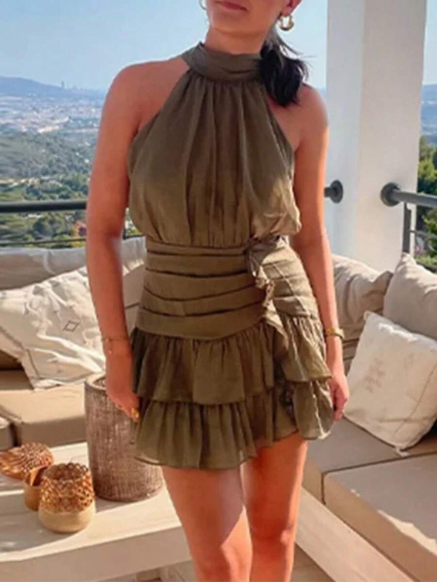 Vestido corto francés primavera 2026, color liso plisado con cordón, elegante - Verde - Ver 1