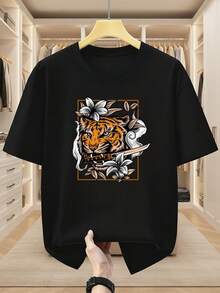 Camiseta de Hombre Talla Grande 100% Cabeza de Tigre con Cuchillo y Diseño de Flores Blancas, Camiseta de Moda de Manga Corta, Cómoda y Casual para el Verano - Negro - Ver 2