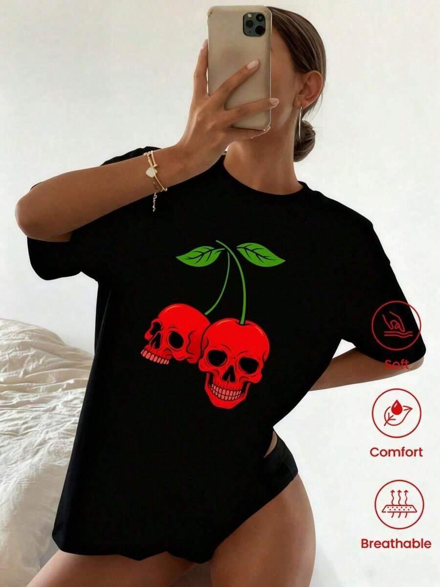 Camiseta de cuello redondo y mangas cortas de ropa fashion, fabricada en México, para la temporada primavera-verano 2025. Con estampado de dibujos animados, es un modelo de pareja, apta para usar tanto por dentro como por fuera, ideal para oficina y estilo casual, diseñada para hombres y mujeres, en unidad individual. - Negro - Ver 1