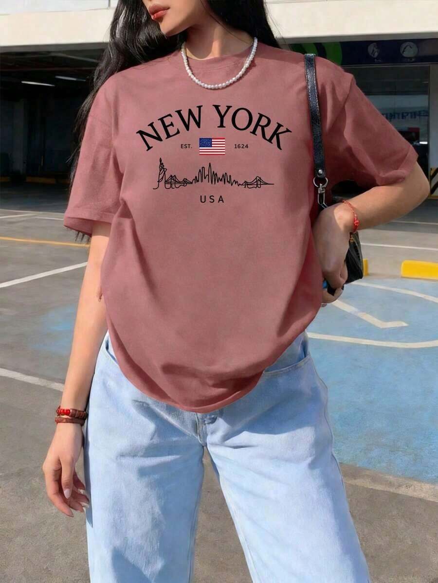 Camiseta de mujer de verano de ajuste holgado con cuello redondo y manga corta, con estampado de eslogan simple, estilo casual de vacaciones. Blusa de moda apta para uso diario y de vacaciones. - Rojo violeta - Ver 1