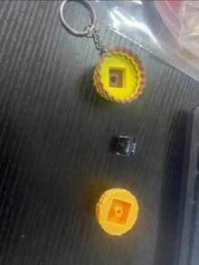 1個 隨機顏色可愛逼真3D巧克力玩具 紓壓迷你配件 鑰匙圈背包裝飾 適合節日禮物 生日禮物 復活節禮物 萬聖節禮物 聖誕禮物 派對禮物 軟黏壓玩具 紓壓玩具 餃子捏捏樂 - 巧克力 - 查看 9