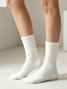 1/5/10 Pairs Unisex Black & White Solid Color Casual Mid-Calf Socks, Soft, Fashionable, Breathable Sports Socks Suitable For Daily Wear, Business, Sports, All Seasons - Black and White - View 2