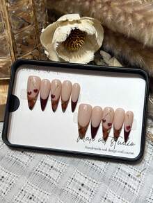 10 miếng dán móng tay thủ công, hình hạnh nhân, màu nude, họa tiết da báo caramel, kiểu móng Pháp, thiết kế quả anh đào 3D, decal nghệ thuật móng tay cao cấp, sang trọng phù hợp cho nữ, có thể tháo rời và tái sử dụng. - Nhiều màu - Xem 2