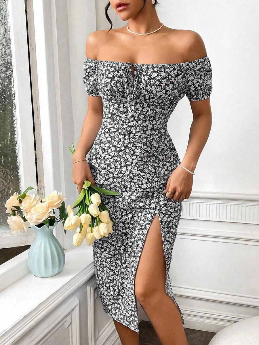 Vestido Con Estampado Floral De Hombros Descubiertos Con Abertura Y Cinturón En La Cintura - Negro - Ver 1