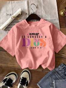 Una camiseta de manga corta para mujer con estilo retro americano, de diseño holgado y estampado (los pantalones son solo sugerencias de estilo). Este artículo sencillo y elegante presenta patrones de texto con temática tropical, siendo un elemento imprescindible para crear un estilo relajado de vacaciones. Es muy adecuado para ocasiones como el Día del Trabajo y el Día de la Independencia de México. La gruesa camiseta multicolor está hecha de 100% algodón con estampados modernos, y es adecuada tanto para hombres como para mujeres. Es un estilo completamente nuevo para primavera/verano/otoño, transpirable y cómodo, sencillo y versátil. - Blanco - Ver 7