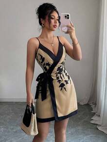 Vestido mini sexy y elegante con cuello en V estilo envolvente y estampado para mujeres - Caqui - Ver 6