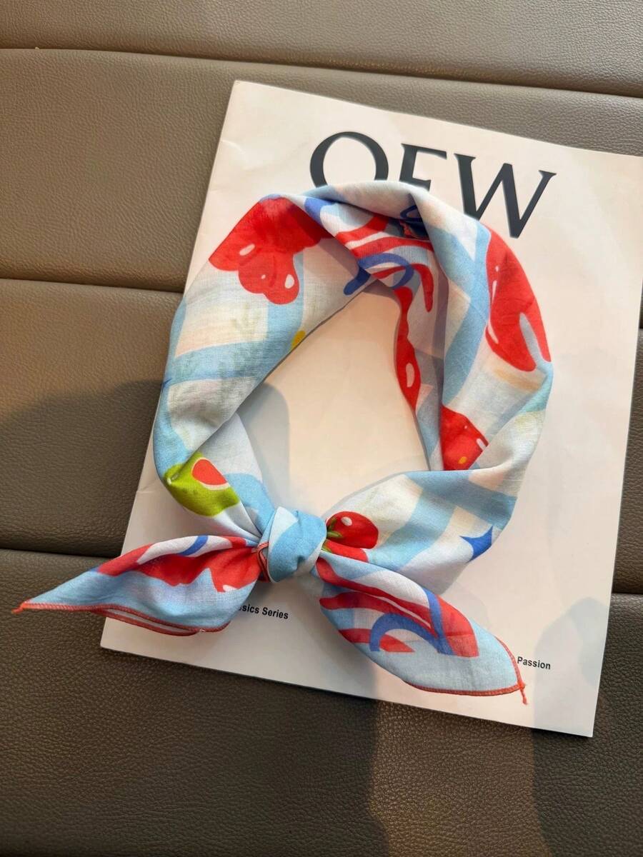 1 Stück 65cm Seidentuch für Frauen, vielseitiger Modeschal mit Cartoon-Motiv, hautfreundliches Kopftuch, warmer Halstuch - Babyblau - Übersicht 1