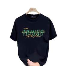Camiseta de manga corta estampada de diseñador, estilo americano, moderna, versátil y holgada, para hombre y mujer, ideal para el verano. LJCN - 250 g de algodón puro - negro - letras verdes - Ver 3
