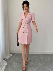 Vestido corto de verano de unicolor con lazo en la cintura, doble botonadura, mangas abullonadas y cuello con solapa - Rosa - Ver 6