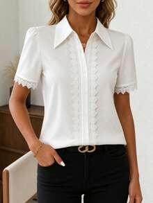 Blusa elegante de mujer de manga corta de poliéster blanco con detalles de encaje en contraste y cuello clásico, ajuste regular - Blanco - Ver 4