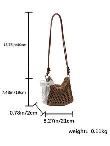 A Lightweight And Compact Beach-Style Woven Bag That Is Fashionable, Versatile And Stylish. A Women's Crossbody Bag From The 2026 New Collection. - Khaki - View 3