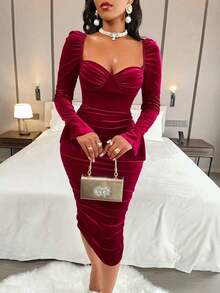 AIJ Vestido ajustado elegante de primavera para mujer Amarilo, con cuello de corazón, espalda descubierta y drapeado lateral en terciopelo sólido - Burdeos - Ver 1
