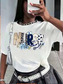 Athletic T-Shirt, Comfortable Nurse T-Shirt, Breathable, Graphic Print For Women Nurses | Casual Short Sleeve T-Shirt, Floral And Leopard Print Details, Machine Washable, For Nursing Professionals And Casual Wear, Gifts For Nurses, Comfortable T-Shirt, Durable Casual Clothing | Relaxed Fit | Plus Sizes - 白色的 - 查看 1