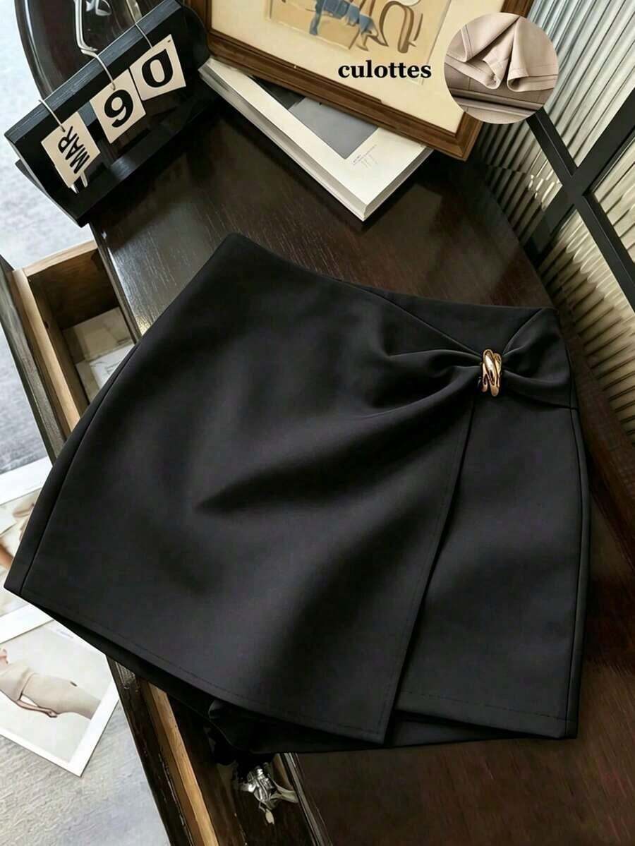 Pantalones cortos de mujer, Faldas de mujer, Pantalones cortos caqui de cintura alta asimétrica con hebilla metálica, estilo casual y versátil, Falda de mujer, Falda-pantalón con dobladillo dividido de doble capa, Vestido y pantalones de mujer co - Negro - Ver 1
