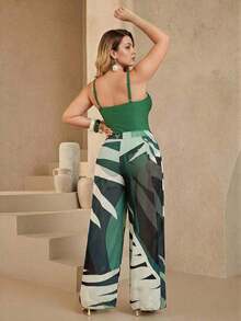 Traje de baño de una pieza con tirantes finos, cuello bajo y estampado de jacquard verde, talla grande talla, con pareo como conjunto de traje de baño de 2 piezas para vacaciones informales - verde oscuro - Ver 7