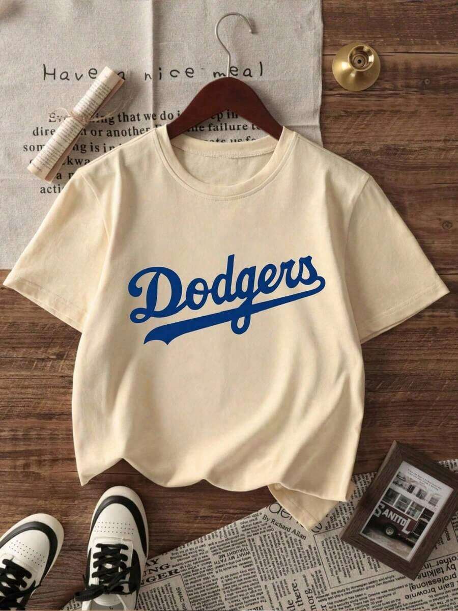 Premium Unisex Casual T-Shirts. A Striking Dark Blue Dodgers Emblem Celebrates Baseball's Timeless Heritage And Team Pride With A Soft, Urban Appeal. 100% Cotton Casual T-Shirt For Women. - 杏色 - 查看 1