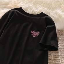 Blusa Juvenil Para Dama Con Diseño De ESCUDO HEART, Prenda Fresca Y Ligera Elaborada A Base Tela Poliester Algodon Para Uso Diario. - Blanco - Ver 8