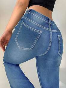Jeans acampanados de tiro bajo casuales de mezclilla estilo streetwear Y2K para mujer, de vuelta a la escuela, otoño y primavera - Azul lavado medio - Ver 5