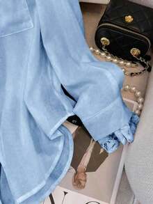 Elegant Semi-Sheer White Blouse With Long Sleeves And A V-Neck, Decorated With Delicate Contrasting Lace, For Spring - 白色 - 查看 9