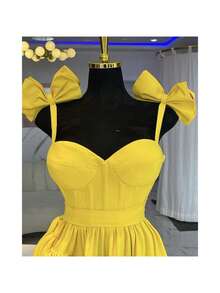 Vestido tirantes lazo cuello V volantes primavera 2026 - Amarillo - Ver 2