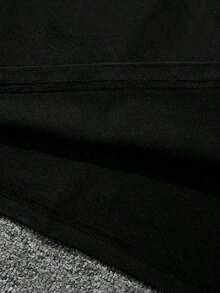 Camiseta Casual de Manga Corta con Cuello Redondo y Estampado de Letras y Cruz para Hombre, Marca Manfinity LEGND, Regalo para Novio, para el Trabajo - Negro - Ver 5