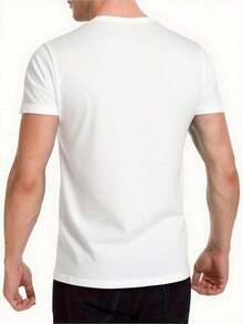 Camiseta de hombre a la moda, camiseta blanca con estampado de patrón de ajedrez "Sayless", 180 g/m², 100% algodón puro, cuello redondo, manga corta, casual y sencilla, ideal para primavera y verano, un gran regalo para amigos y familiares en el Día de San Patricio y Pascua, estilo minimalista, textura suave, moda urbana. - Blanco - Ver 3
